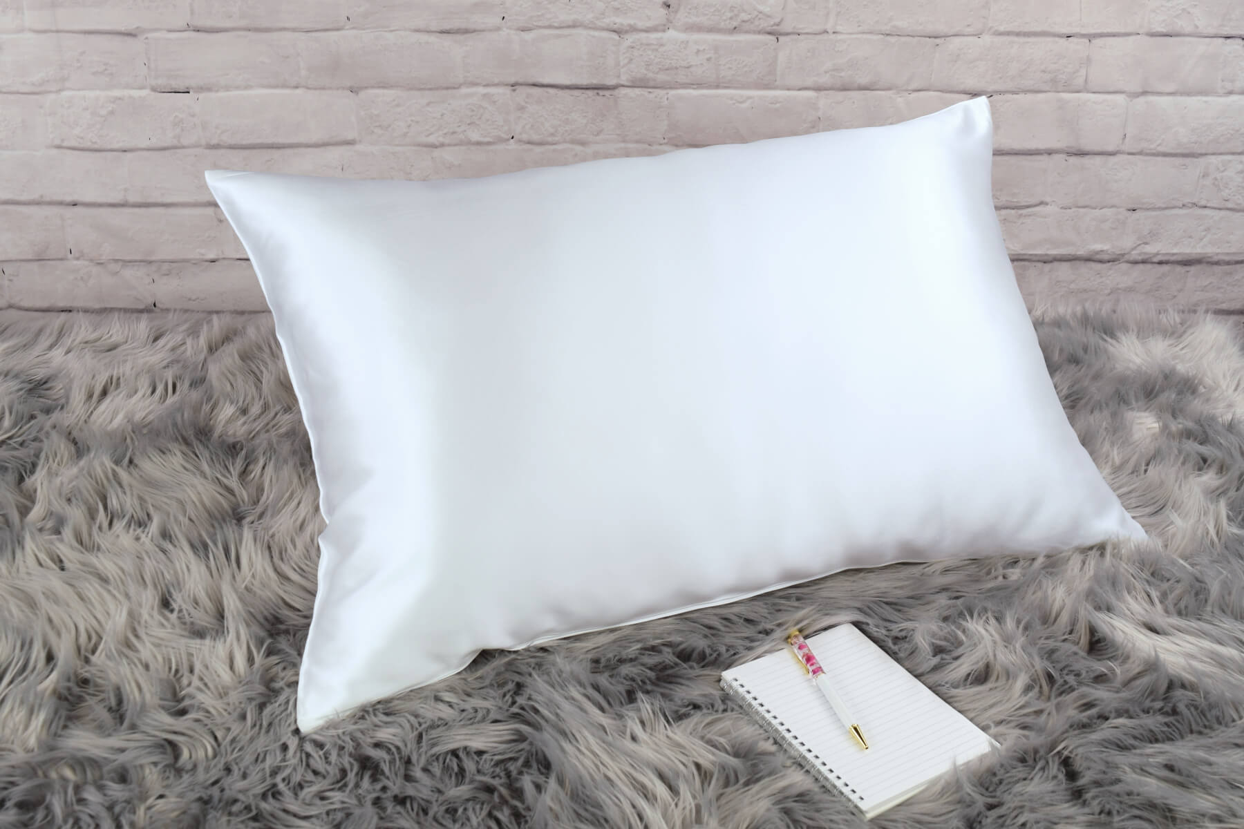 Momme mulberry discount silk pillowcase